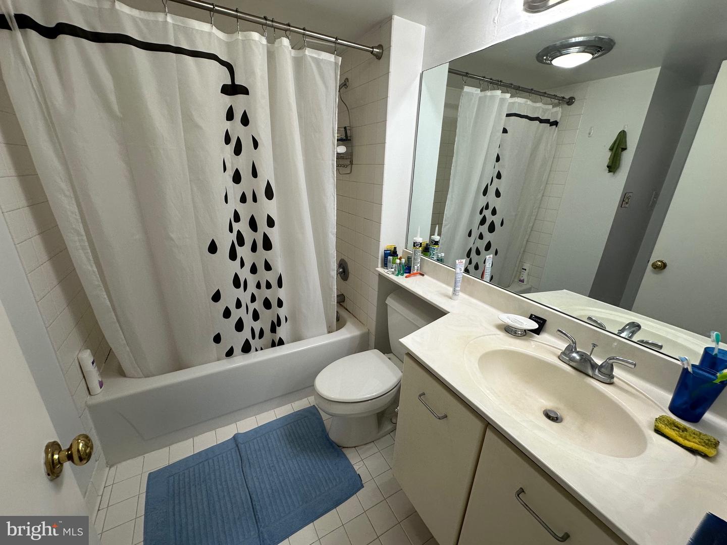 2111 WISCONSIN AVE NW #502, WASHINGTON, District Of Columbia 20007, 1 Bedroom Bedrooms, ,1 BathroomBathrooms,Residential,For sale,2111 WISCONSIN AVE NW #502,DCDC2211574 MLS # DCDC2211574
