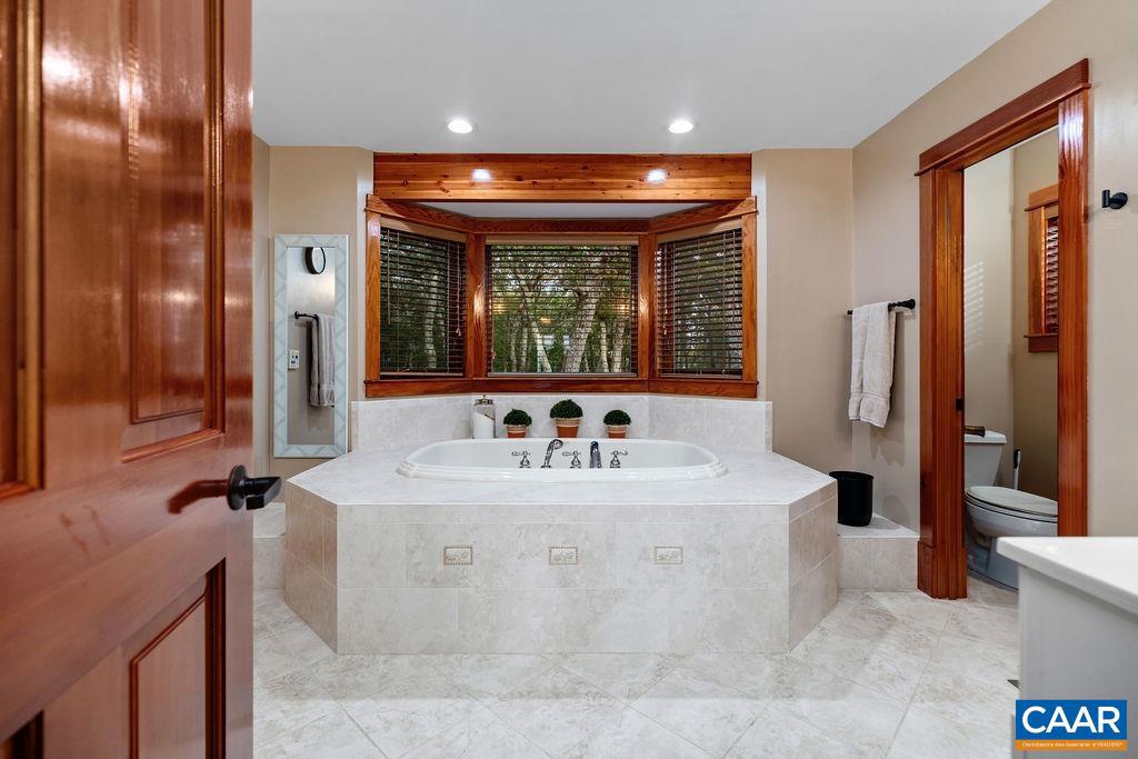 58 SUMMIT LN, WINTERGREEN RESORT, Virginia 22967, 5 Bedrooms Bedrooms, ,4 BathroomsBathrooms,Residential,For sale,58 SUMMIT LN,667052 MLS # 667052