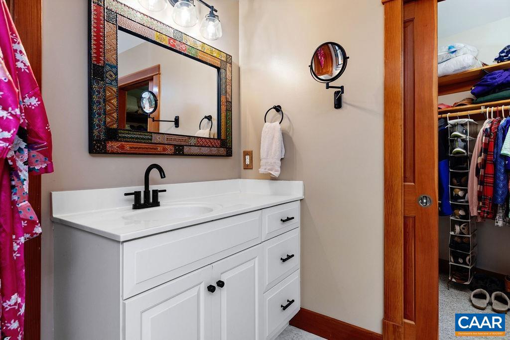 58 SUMMIT LN, WINTERGREEN RESORT, Virginia 22967, 5 Bedrooms Bedrooms, ,4 BathroomsBathrooms,Residential,For sale,58 SUMMIT LN,667052 MLS # 667052