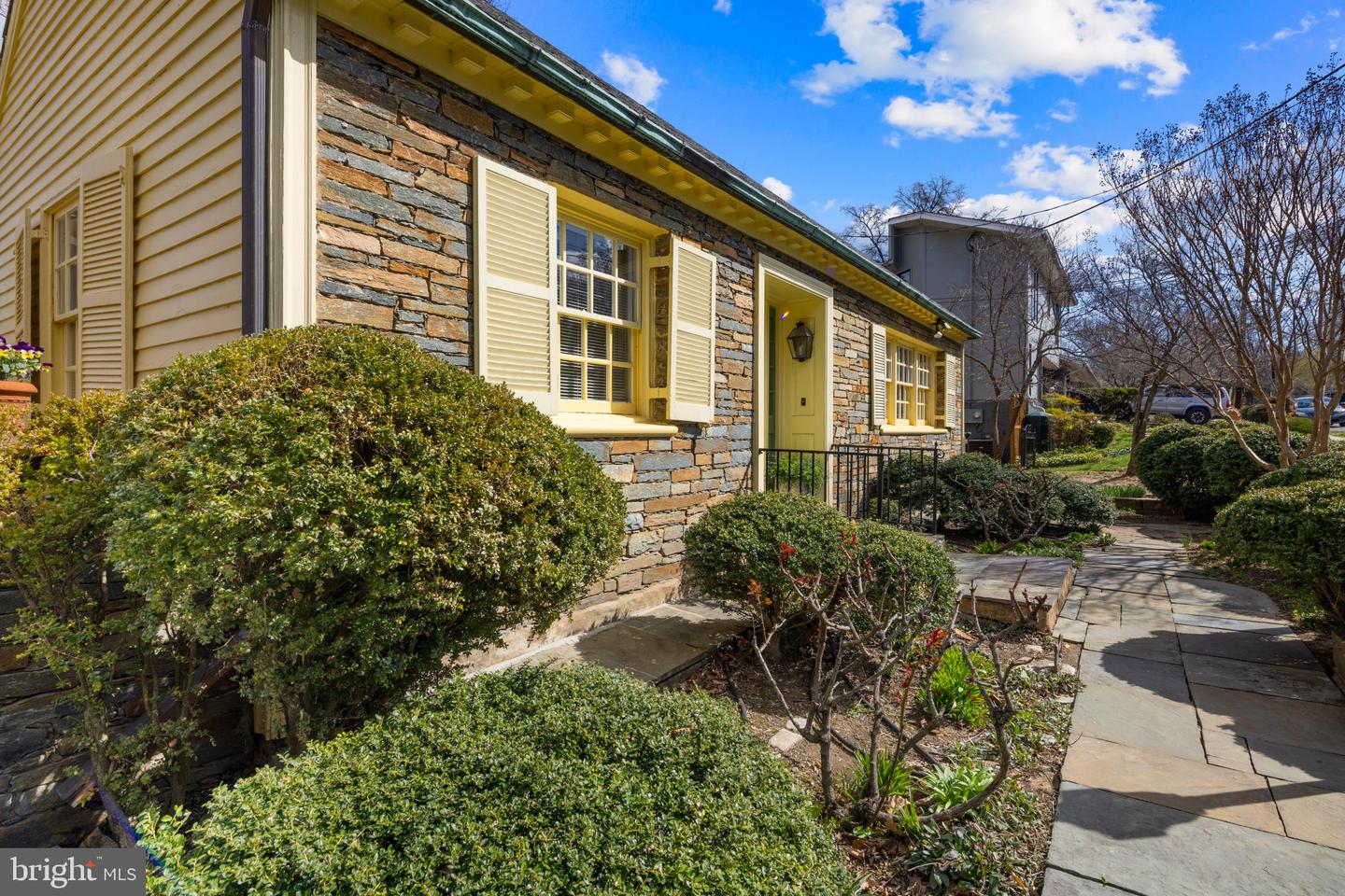 4625 TILDEN ST NW, WASHINGTON, District Of Columbia 20016, 2 Bedrooms Bedrooms, ,2 BathroomsBathrooms,Residential,For sale,4625 TILDEN ST NW,DCDC2211736 MLS # DCDC2211736