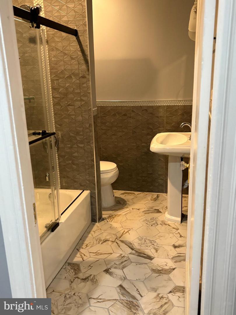 1436 SPRING RD NW, WASHINGTON, District Of Columbia 20010, 4 Bedrooms Bedrooms, ,4 BathroomsBathrooms,Residential,For sale,1436 SPRING RD NW,DCDC2211742 MLS # DCDC2211742