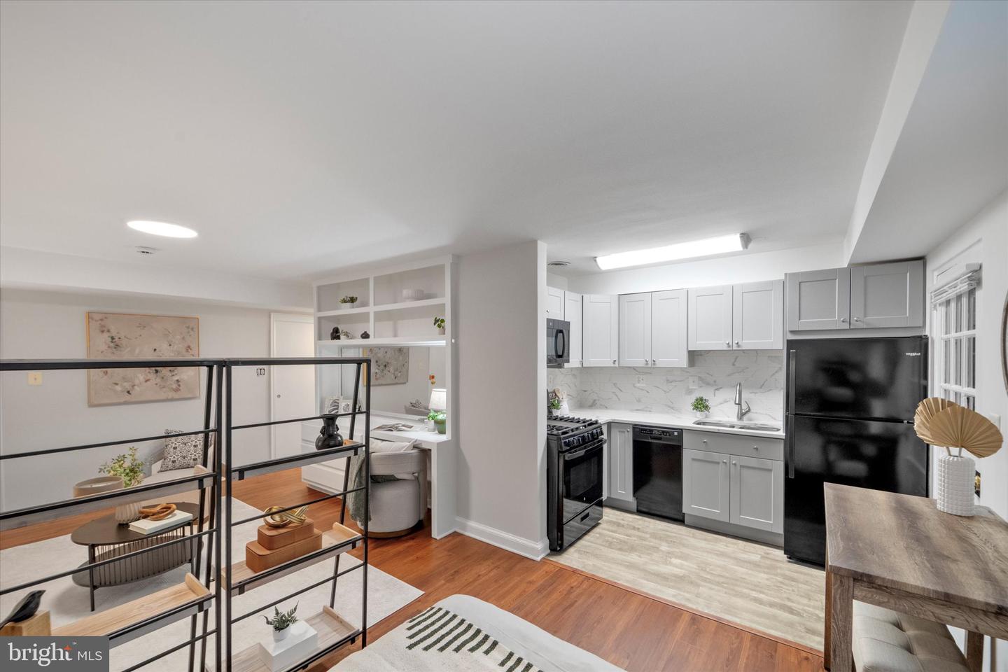 1565 N COLONIAL TER #104-Z, ARLINGTON, Virginia 22209, ,1 BathroomBathrooms,Residential,For sale,1565 N COLONIAL TER #104-Z,VAAR2061274 MLS # VAAR2061274