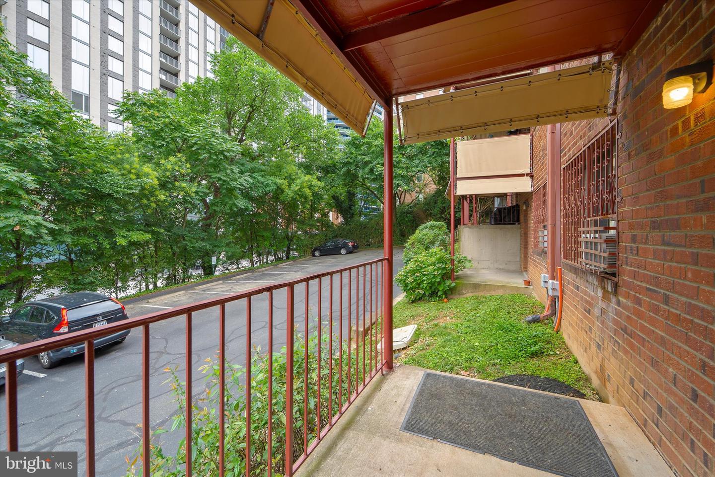 1565 N COLONIAL TER #104-Z, ARLINGTON, Virginia 22209, ,1 BathroomBathrooms,Residential,For sale,1565 N COLONIAL TER #104-Z,VAAR2061274 MLS # VAAR2061274