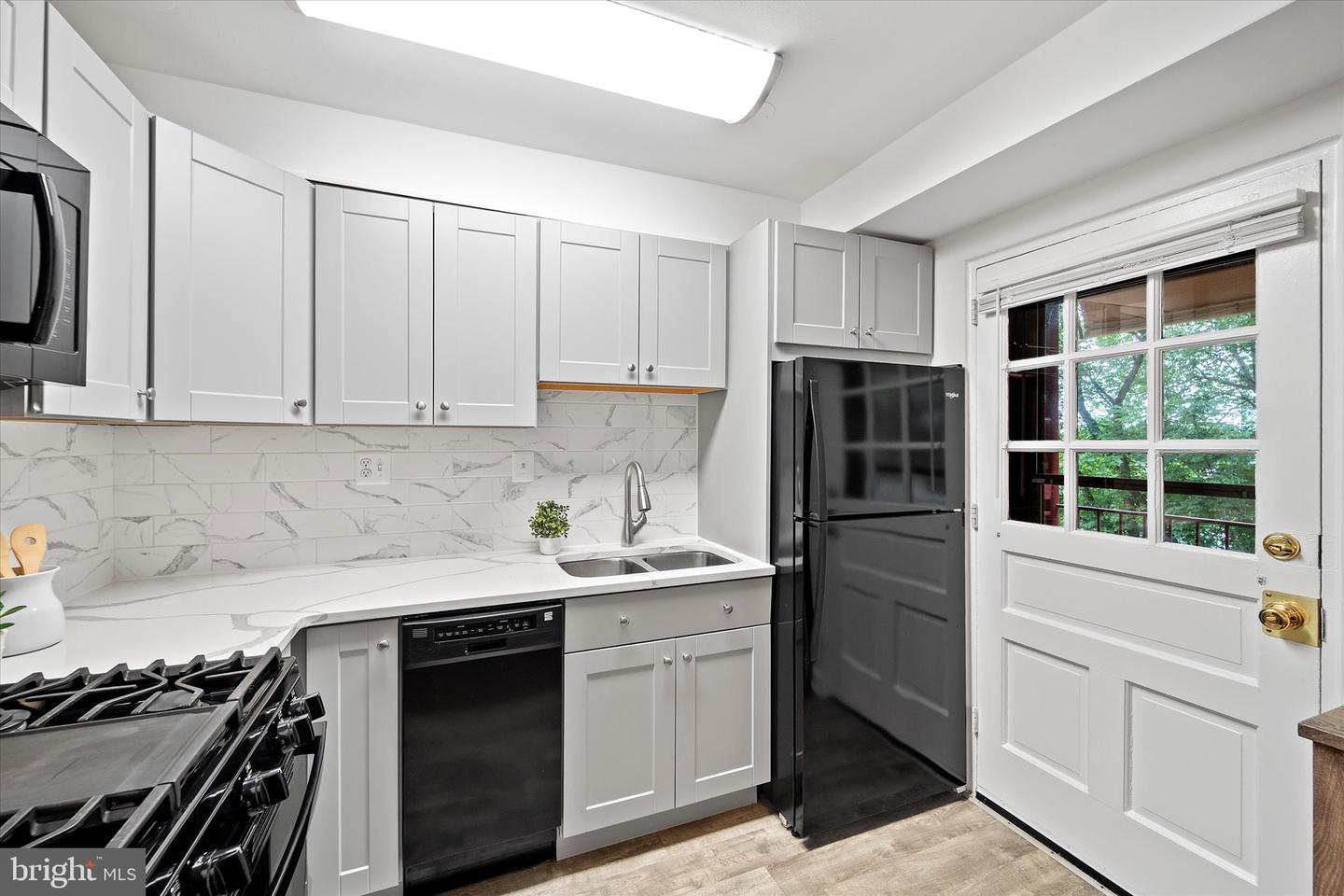 1565 N COLONIAL TER #104-Z, ARLINGTON, Virginia 22209, ,1 BathroomBathrooms,Residential,For sale,1565 N COLONIAL TER #104-Z,VAAR2061274 MLS # VAAR2061274