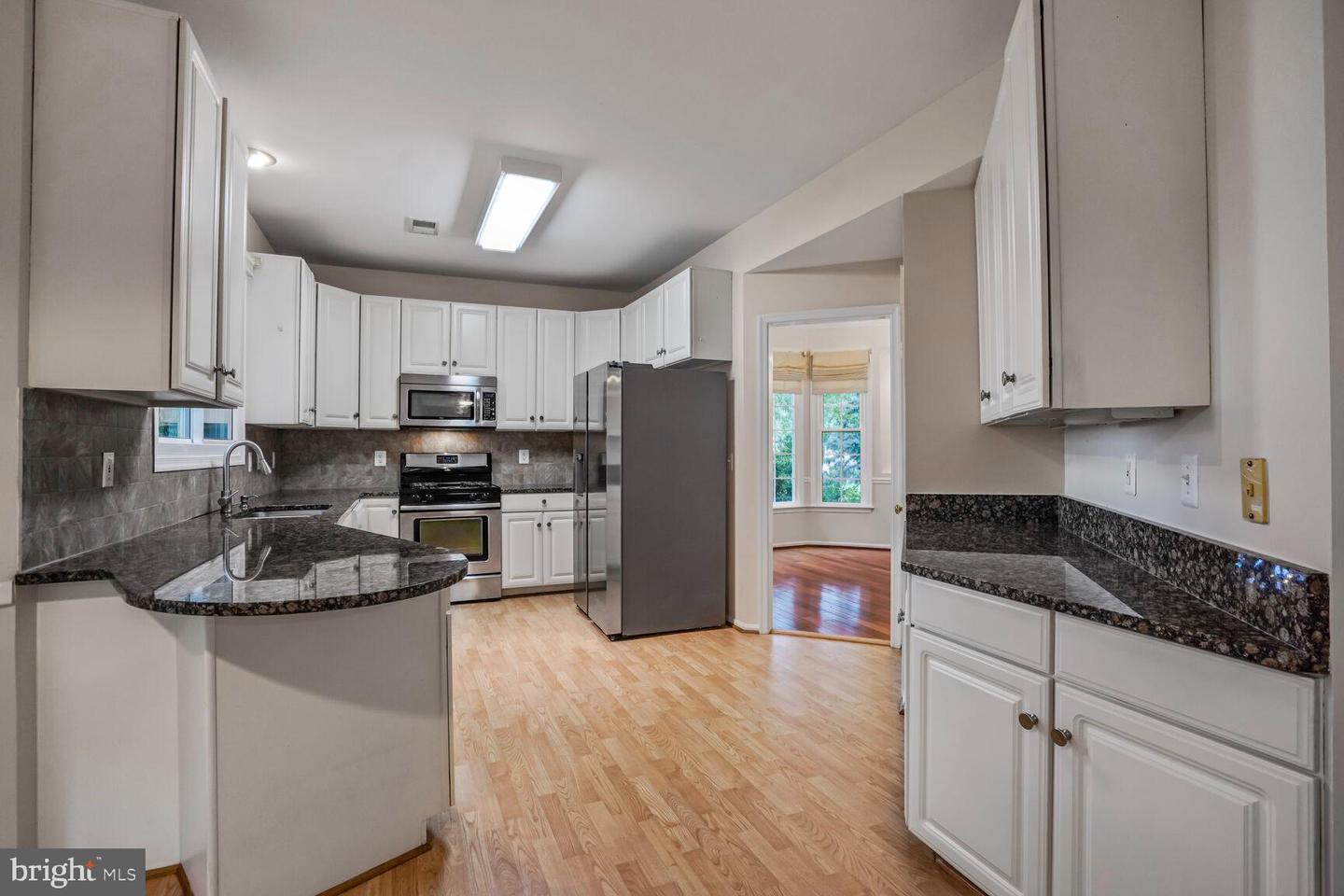 3512 ARMFIELD FARM DR, CHANTILLY, Virginia 20151, 5 Bedrooms Bedrooms, ,3 BathroomsBathrooms,Residential,For sale,3512 ARMFIELD FARM DR,VAFX2257122 MLS # VAFX2257122