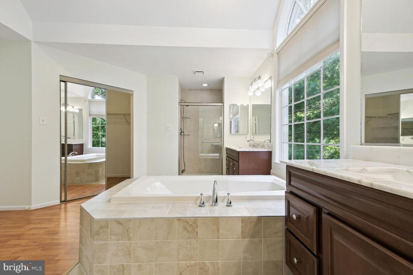 3512 ARMFIELD FARM DR, CHANTILLY, Virginia 20151, 5 Bedrooms Bedrooms, ,3 BathroomsBathrooms,Residential,For sale,3512 ARMFIELD FARM DR,VAFX2257122 MLS # VAFX2257122