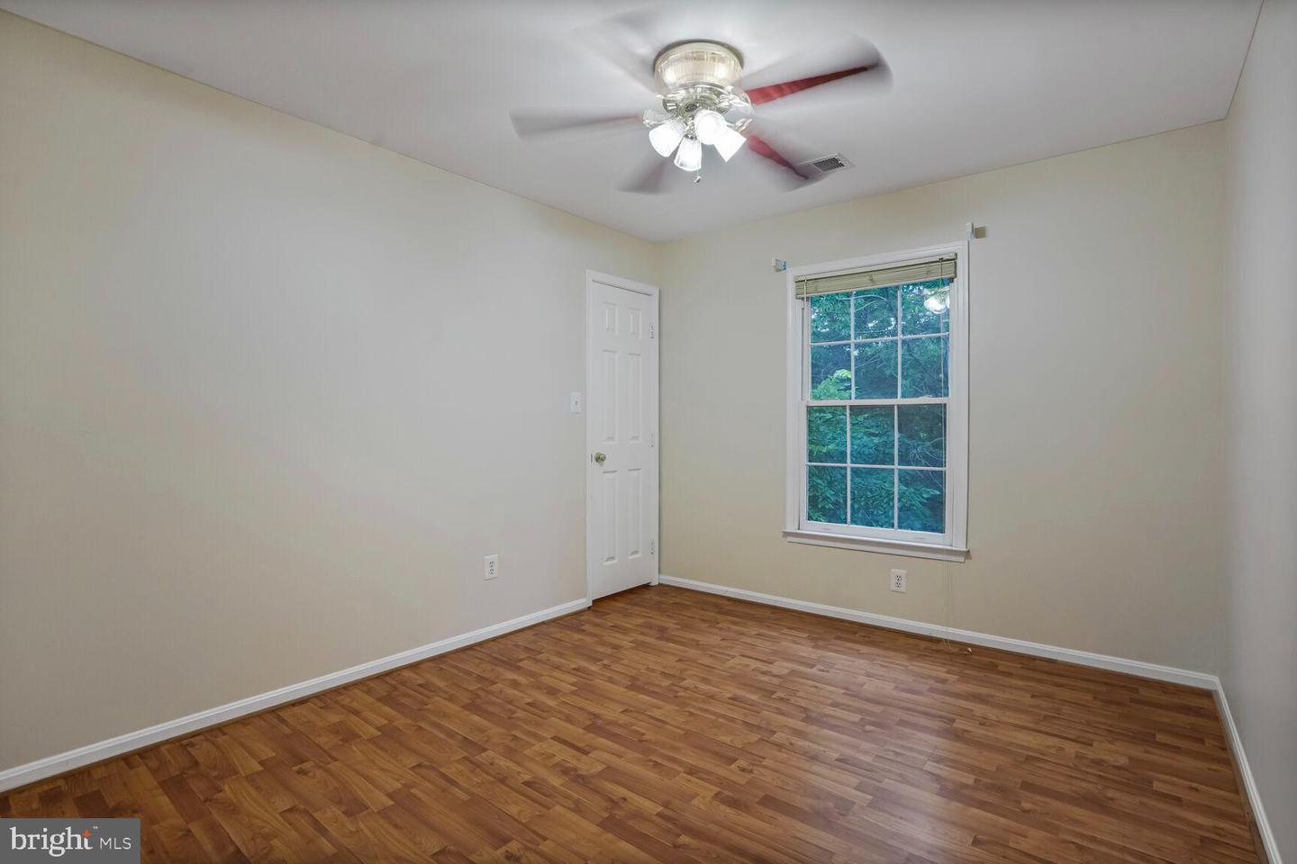 3512 ARMFIELD FARM DR, CHANTILLY, Virginia 20151, 5 Bedrooms Bedrooms, ,3 BathroomsBathrooms,Residential,For sale,3512 ARMFIELD FARM DR,VAFX2257122 MLS # VAFX2257122