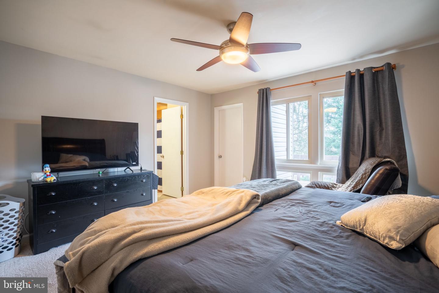 7711 ANDERSON CT, MANASSAS, Virginia 20109, 5 Bedrooms Bedrooms, ,3 BathroomsBathrooms,Residential,For sale,7711 ANDERSON CT,VAPW2099820 MLS # VAPW2099820