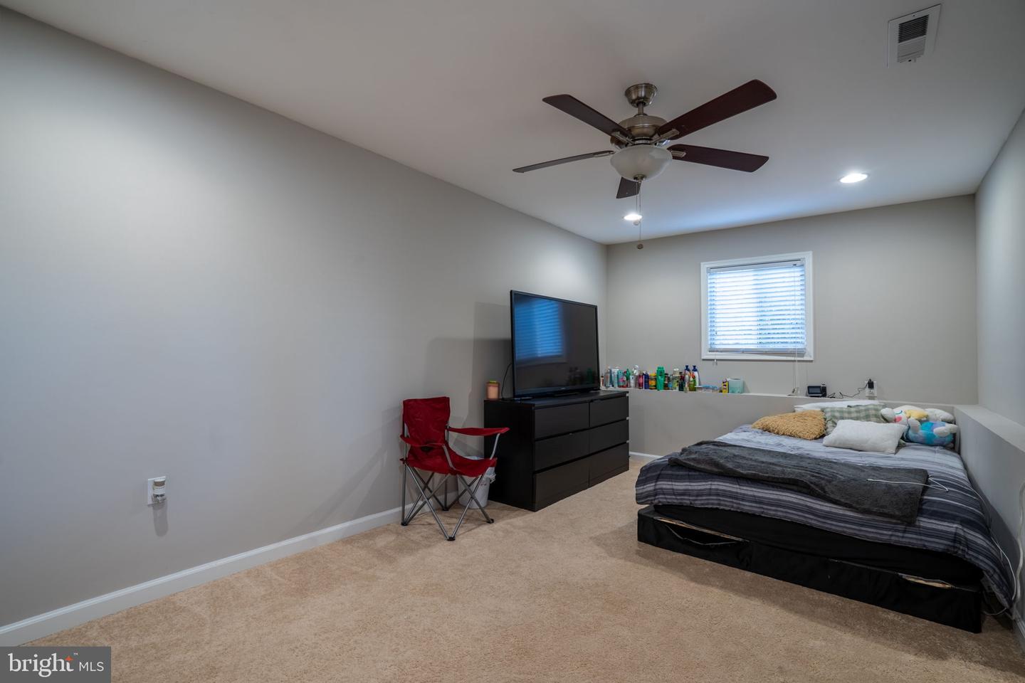 7711 ANDERSON CT, MANASSAS, Virginia 20109, 5 Bedrooms Bedrooms, ,3 BathroomsBathrooms,Residential,For sale,7711 ANDERSON CT,VAPW2099820 MLS # VAPW2099820