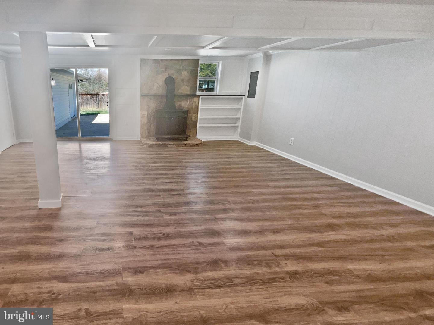 6706 TELEGRAPH RD, ALEXANDRIA, Virginia 22310, 4 Bedrooms Bedrooms, ,3 BathroomsBathrooms,Residential,For sale,6706 TELEGRAPH RD,VAFX2231812 MLS # VAFX2231812