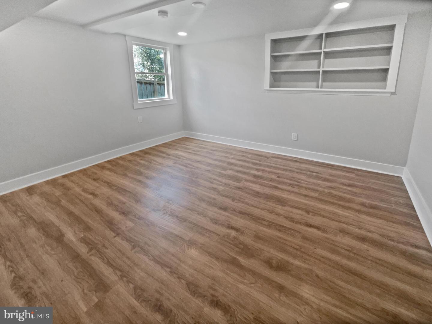 6706 TELEGRAPH RD, ALEXANDRIA, Virginia 22310, 4 Bedrooms Bedrooms, ,3 BathroomsBathrooms,Residential,For sale,6706 TELEGRAPH RD,VAFX2231812 MLS # VAFX2231812