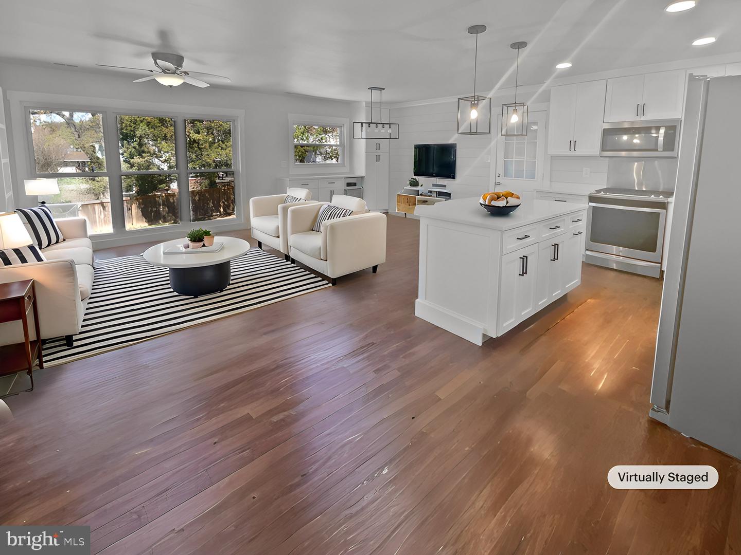 6706 TELEGRAPH RD, ALEXANDRIA, Virginia 22310, 4 Bedrooms Bedrooms, ,3 BathroomsBathrooms,Residential,For sale,6706 TELEGRAPH RD,VAFX2231812 MLS # VAFX2231812