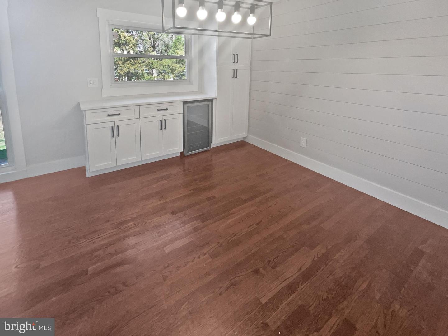 6706 TELEGRAPH RD, ALEXANDRIA, Virginia 22310, 4 Bedrooms Bedrooms, ,3 BathroomsBathrooms,Residential,For sale,6706 TELEGRAPH RD,VAFX2231812 MLS # VAFX2231812