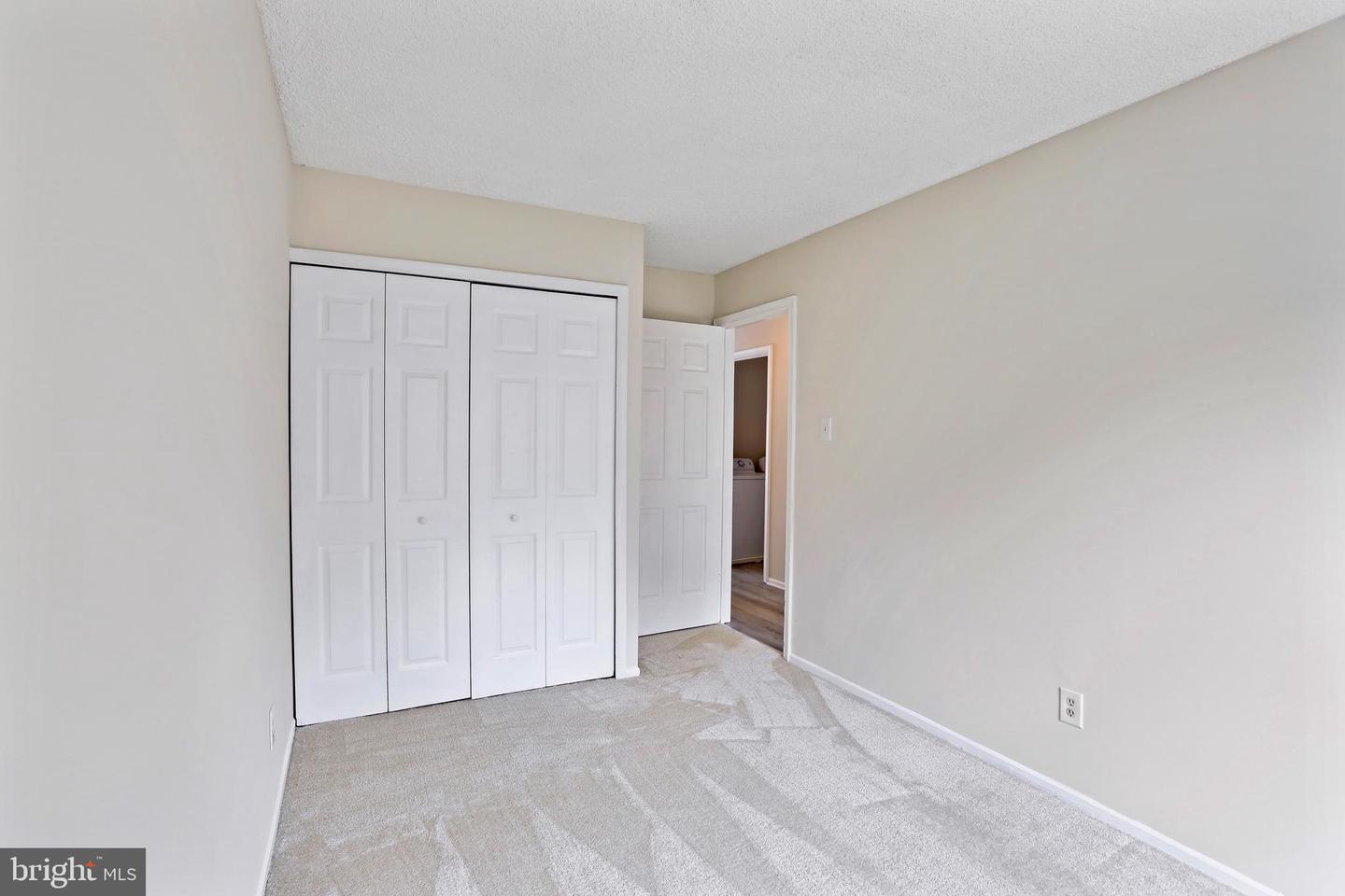 1117 HUNTMASTER TER NE #302, LEESBURG, Virginia 20176, 2 Bedrooms Bedrooms, ,2 BathroomsBathrooms,Residential,For sale,1117 HUNTMASTER TER NE #302,VALO2095962 MLS # VALO2095962