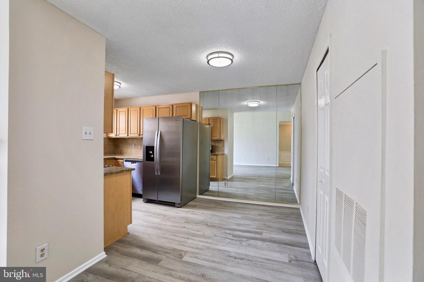 1117 HUNTMASTER TER NE #302, LEESBURG, Virginia 20176, 2 Bedrooms Bedrooms, ,2 BathroomsBathrooms,Residential,For sale,1117 HUNTMASTER TER NE #302,VALO2095962 MLS # VALO2095962