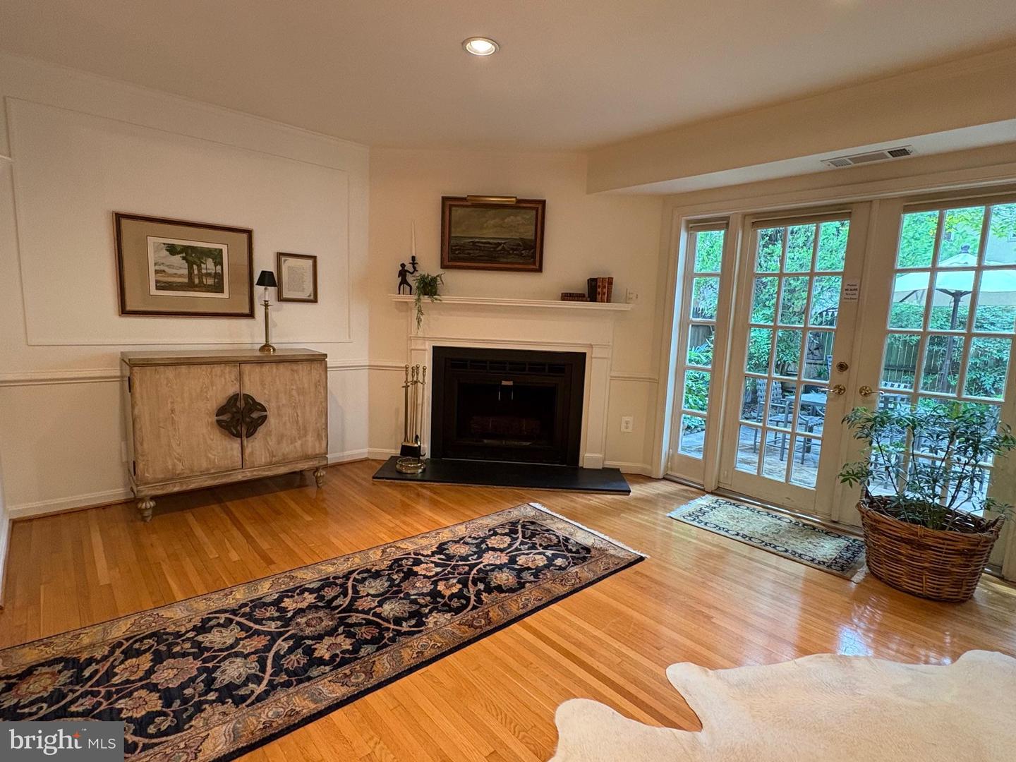 7629 TIVERTON DR, SPRINGFIELD, Virginia 22152, 2 Bedrooms Bedrooms, ,2 BathroomsBathrooms,Residential,For sale,7629 TIVERTON DR,VAFX2243018 MLS # VAFX2243018