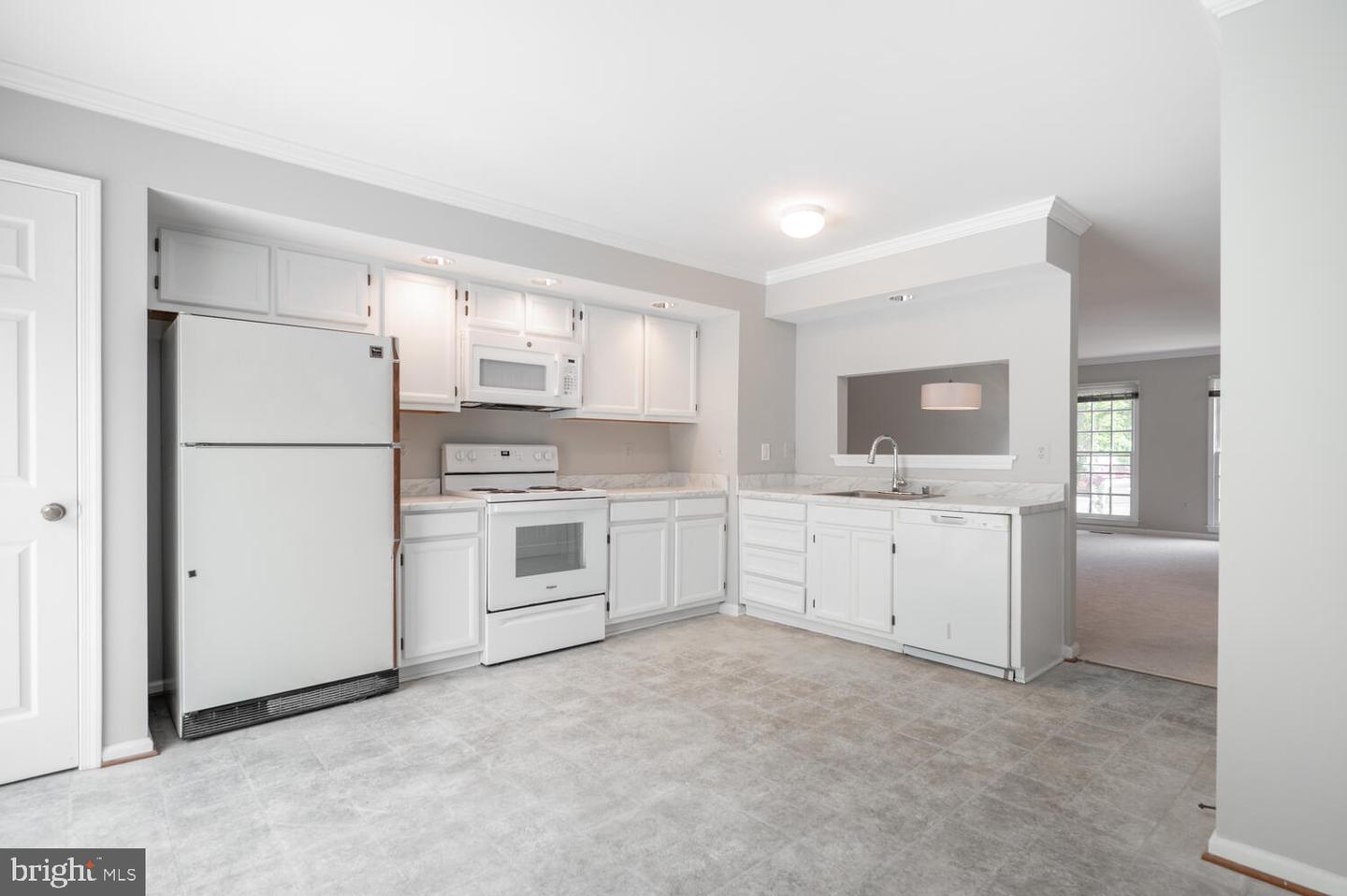 12852 MILL HOUSE CT, WOODBRIDGE, Virginia 22192, 2 Bedrooms Bedrooms, ,3 BathroomsBathrooms,Residential,For sale,12852 MILL HOUSE CT,VAPW2096168 MLS # VAPW2096168