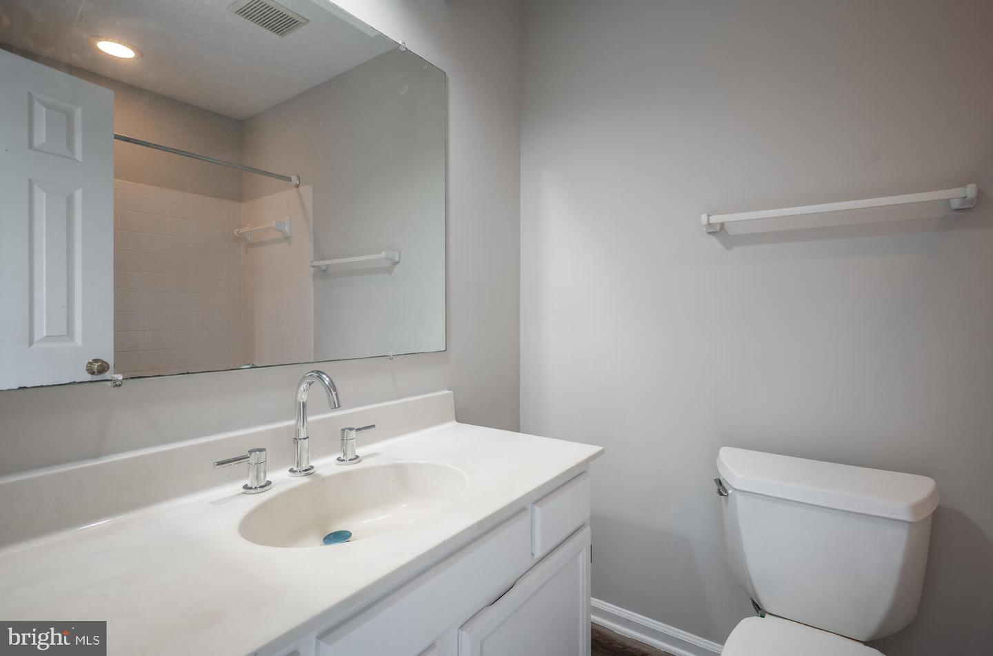 12852 MILL HOUSE CT, WOODBRIDGE, Virginia 22192, 2 Bedrooms Bedrooms, ,3 BathroomsBathrooms,Residential,For sale,12852 MILL HOUSE CT,VAPW2096168 MLS # VAPW2096168