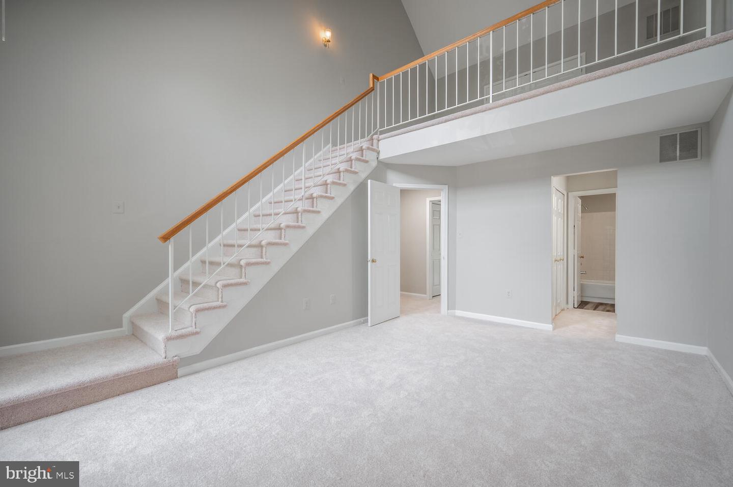 12852 MILL HOUSE CT, WOODBRIDGE, Virginia 22192, 2 Bedrooms Bedrooms, ,3 BathroomsBathrooms,Residential,For sale,12852 MILL HOUSE CT,VAPW2096168 MLS # VAPW2096168