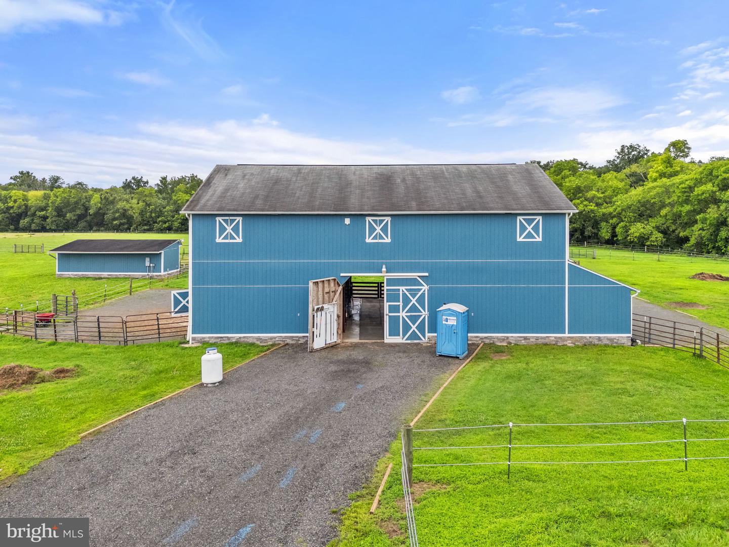 11801 PARKGATE DR, NOKESVILLE, Virginia 20181, 4 Bedrooms Bedrooms, ,4 BathroomsBathrooms,Residential,For sale,11801 PARKGATE DR,VAPW2097346 MLS # VAPW2097346