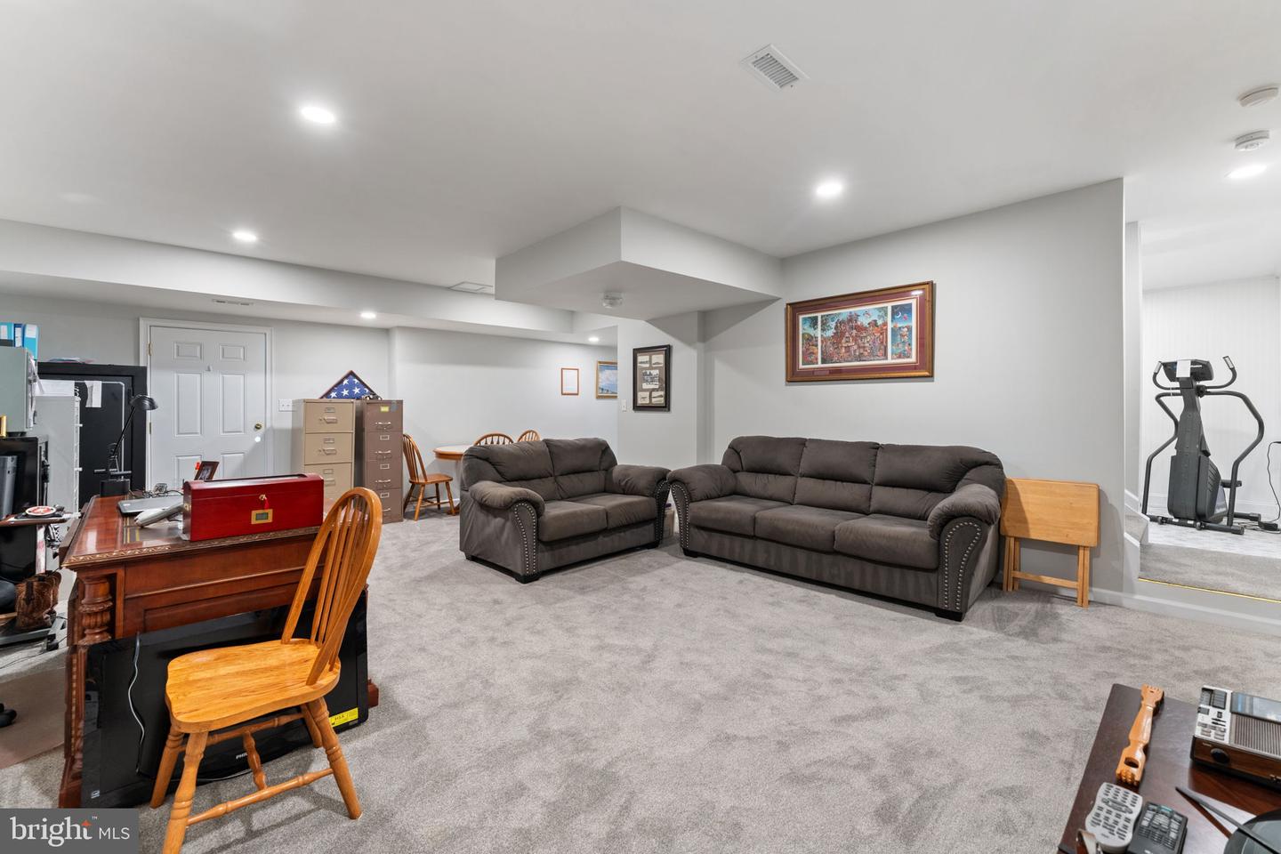 11801 PARKGATE DR, NOKESVILLE, Virginia 20181, 4 Bedrooms Bedrooms, ,4 BathroomsBathrooms,Residential,For sale,11801 PARKGATE DR,VAPW2097346 MLS # VAPW2097346