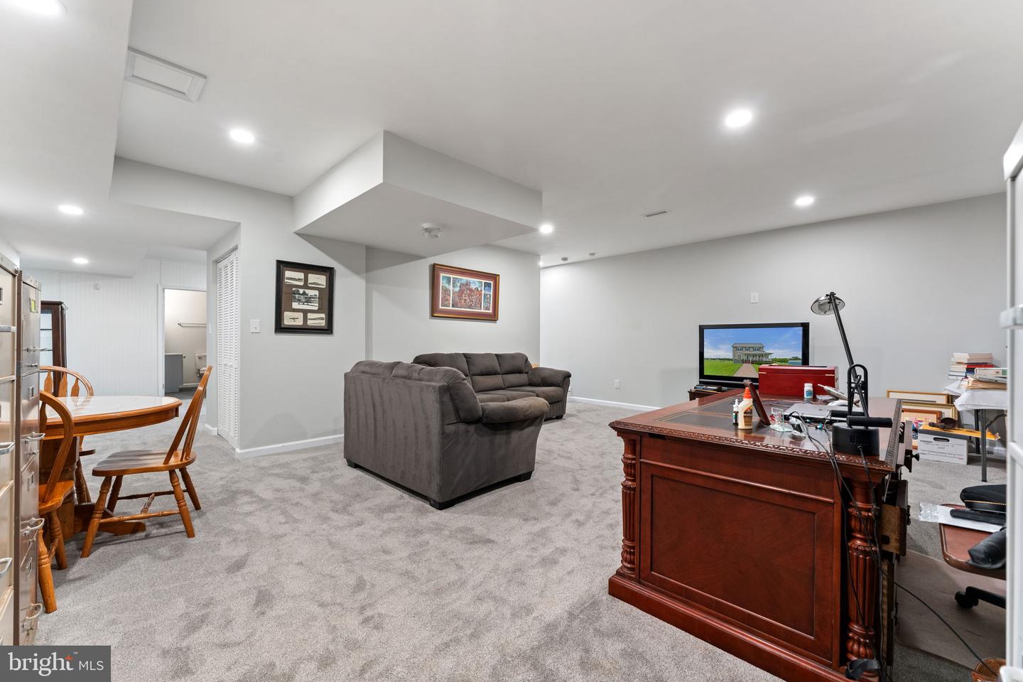 11801 PARKGATE DR, NOKESVILLE, Virginia 20181, 4 Bedrooms Bedrooms, ,4 BathroomsBathrooms,Residential,For sale,11801 PARKGATE DR,VAPW2097346 MLS # VAPW2097346