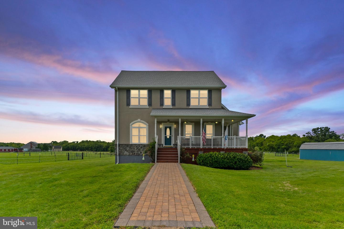 11801 PARKGATE DR, NOKESVILLE, Virginia 20181, 4 Bedrooms Bedrooms, ,4 BathroomsBathrooms,Residential,For sale,11801 PARKGATE DR,VAPW2097346 MLS # VAPW2097346