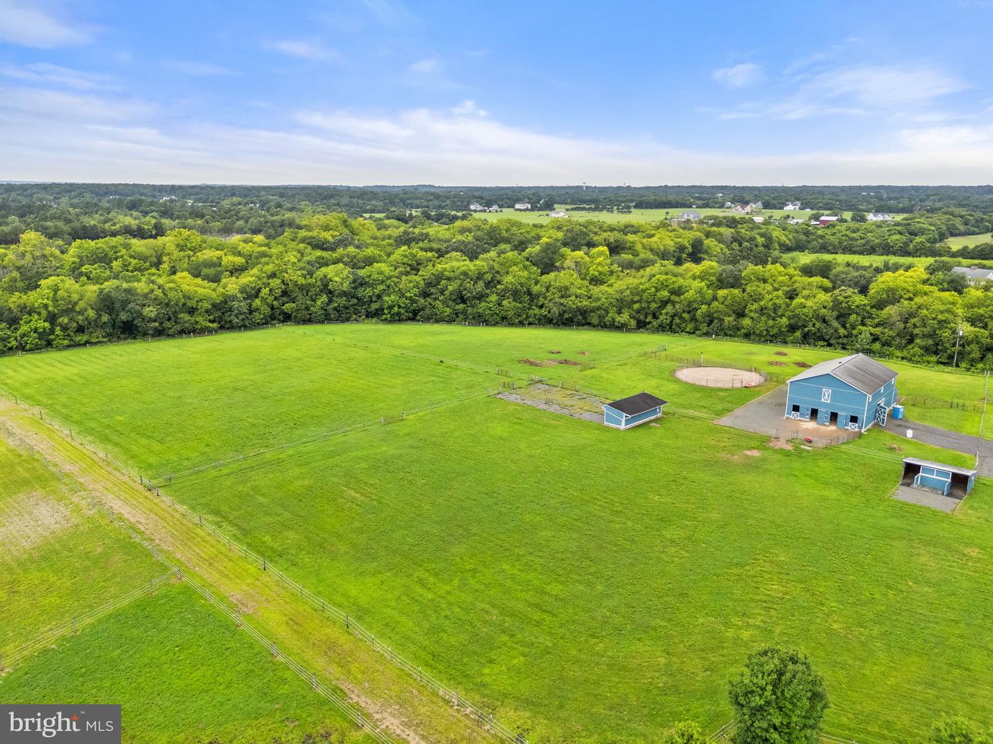 11801 PARKGATE DR, NOKESVILLE, Virginia 20181, 4 Bedrooms Bedrooms, ,4 BathroomsBathrooms,Residential,For sale,11801 PARKGATE DR,VAPW2097346 MLS # VAPW2097346