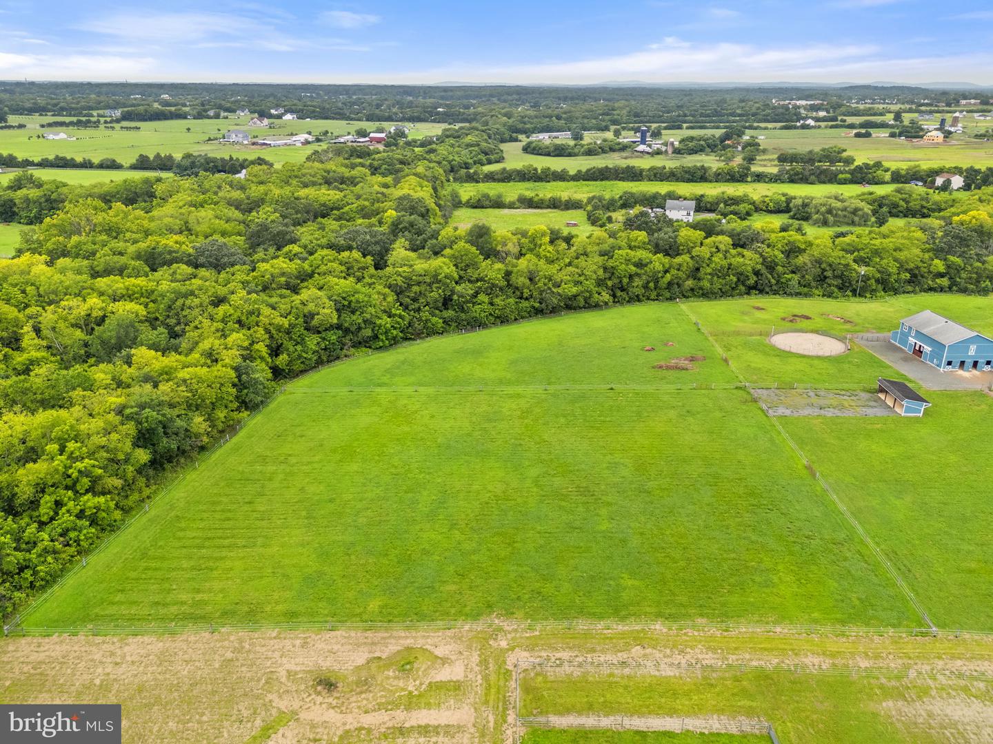 11801 PARKGATE DR, NOKESVILLE, Virginia 20181, 4 Bedrooms Bedrooms, ,4 BathroomsBathrooms,Residential,For sale,11801 PARKGATE DR,VAPW2097346 MLS # VAPW2097346