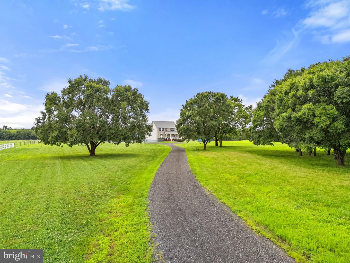 11801 PARKGATE DR, NOKESVILLE, Virginia 20181, 4 Bedrooms Bedrooms, ,4 BathroomsBathrooms,Residential,For sale,11801 PARKGATE DR,VAPW2097346 MLS # VAPW2097346