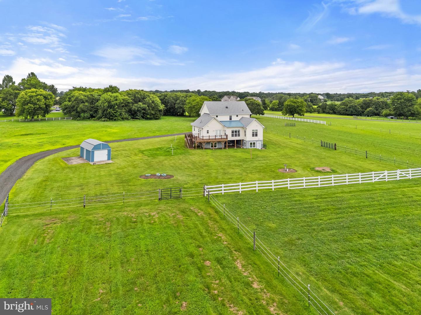 11801 PARKGATE DR, NOKESVILLE, Virginia 20181, 4 Bedrooms Bedrooms, ,4 BathroomsBathrooms,Residential,For sale,11801 PARKGATE DR,VAPW2097346 MLS # VAPW2097346