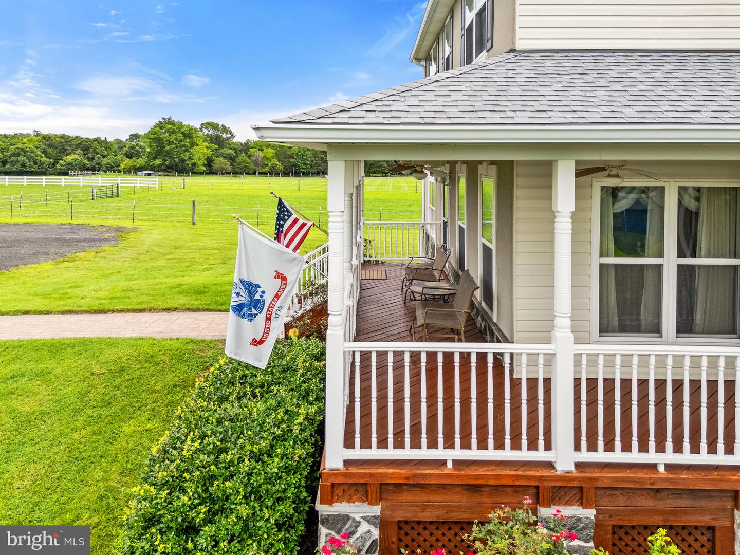 11801 PARKGATE DR, NOKESVILLE, Virginia 20181, 4 Bedrooms Bedrooms, ,4 BathroomsBathrooms,Residential,For sale,11801 PARKGATE DR,VAPW2097346 MLS # VAPW2097346