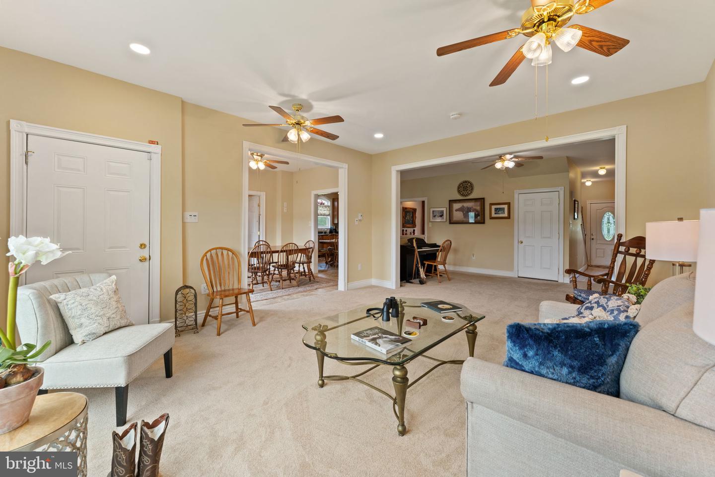 11801 PARKGATE DR, NOKESVILLE, Virginia 20181, 4 Bedrooms Bedrooms, ,4 BathroomsBathrooms,Residential,For sale,11801 PARKGATE DR,VAPW2097346 MLS # VAPW2097346