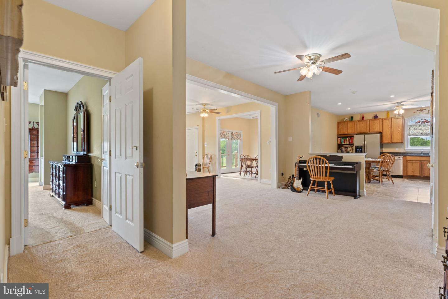 11801 PARKGATE DR, NOKESVILLE, Virginia 20181, 4 Bedrooms Bedrooms, ,4 BathroomsBathrooms,Residential,For sale,11801 PARKGATE DR,VAPW2097346 MLS # VAPW2097346