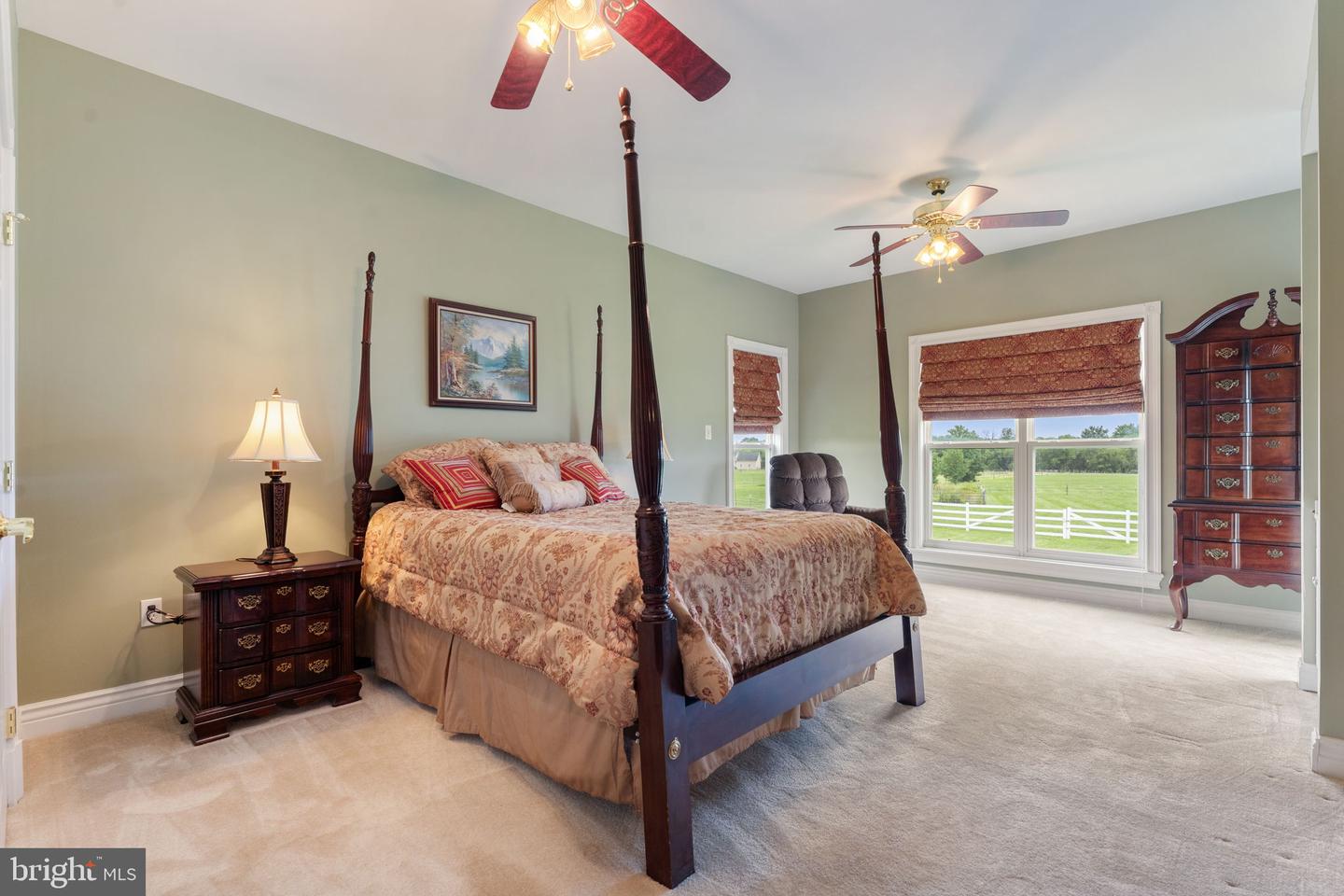 11801 PARKGATE DR, NOKESVILLE, Virginia 20181, 4 Bedrooms Bedrooms, ,4 BathroomsBathrooms,Residential,For sale,11801 PARKGATE DR,VAPW2097346 MLS # VAPW2097346