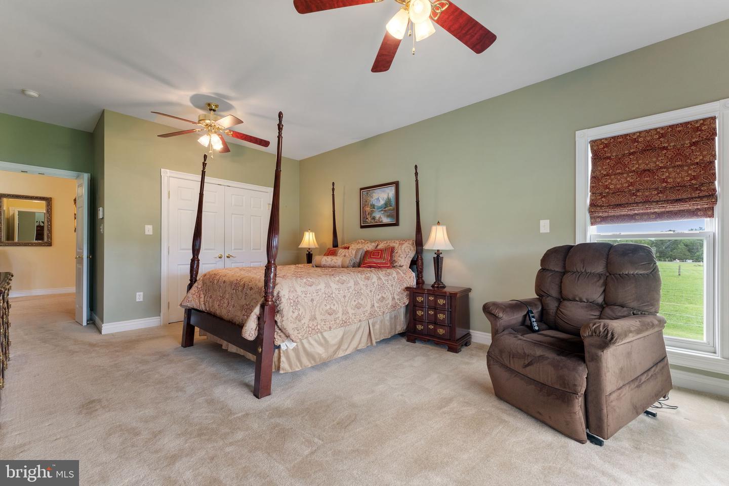 11801 PARKGATE DR, NOKESVILLE, Virginia 20181, 4 Bedrooms Bedrooms, ,4 BathroomsBathrooms,Residential,For sale,11801 PARKGATE DR,VAPW2097346 MLS # VAPW2097346