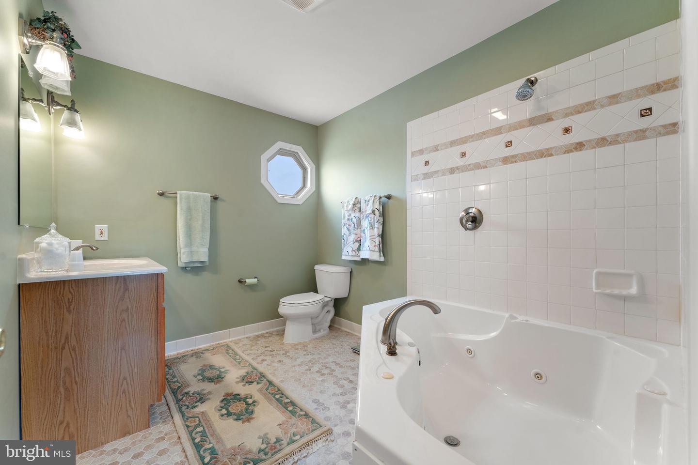 11801 PARKGATE DR, NOKESVILLE, Virginia 20181, 4 Bedrooms Bedrooms, ,4 BathroomsBathrooms,Residential,For sale,11801 PARKGATE DR,VAPW2097346 MLS # VAPW2097346