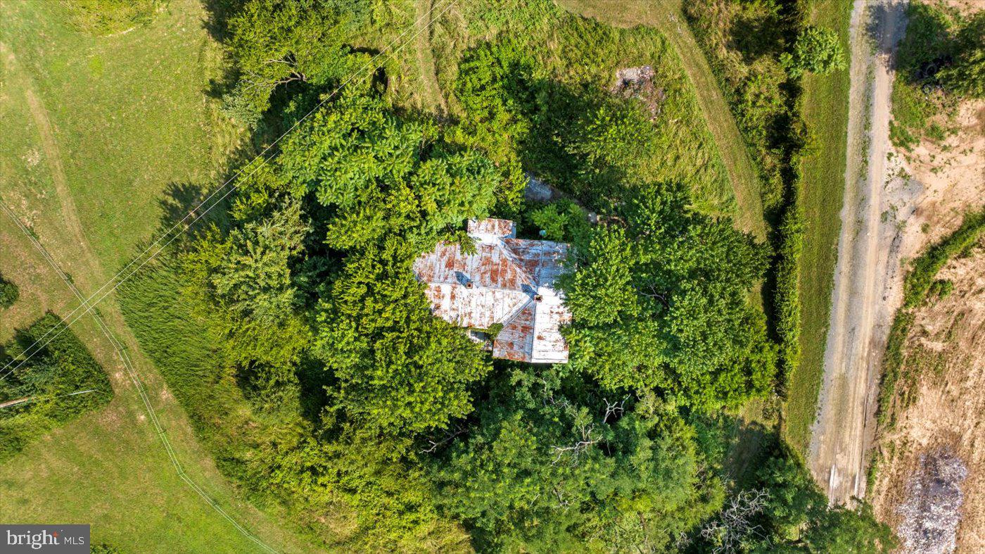 13258 STONEWALL JACKSON RD, WOODFORD, Virginia 22580, 3 Bedrooms Bedrooms, ,2 BathroomsBathrooms,Farm,For sale,13258 STONEWALL JACKSON RD,VACV2008546 MLS # VACV2008546