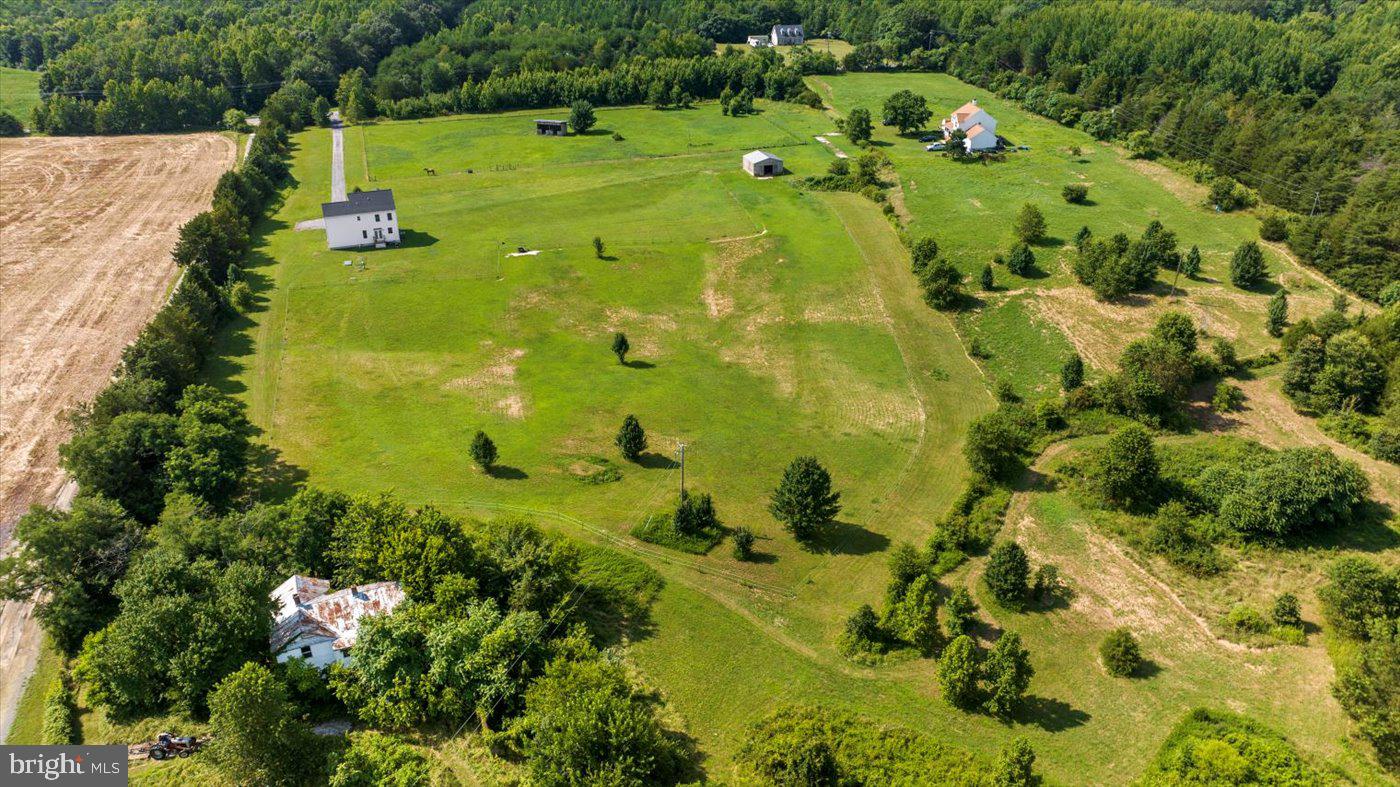 13258 STONEWALL JACKSON RD, WOODFORD, Virginia 22580, 3 Bedrooms Bedrooms, ,2 BathroomsBathrooms,Farm,For sale,13258 STONEWALL JACKSON RD,VACV2008546 MLS # VACV2008546