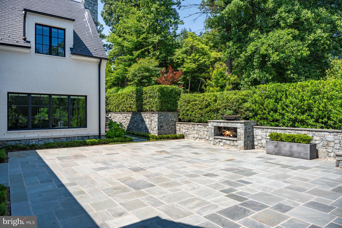 1004 DOGUE HILL LN, MCLEAN, Virginia 22101, 6 Bedrooms Bedrooms, ,6 BathroomsBathrooms,Residential,For sale,1004 DOGUE HILL LN,VAFX2253226 MLS # VAFX2253226