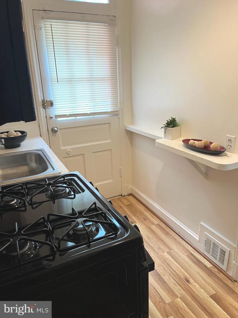 301 ATLANTIC ST SE, WASHINGTON, District Of Columbia 20032, 2 Bedrooms Bedrooms, ,1 BathroomBathrooms,Residential,For sale,301 ATLANTIC ST SE,DCDC2209026 MLS # DCDC2209026