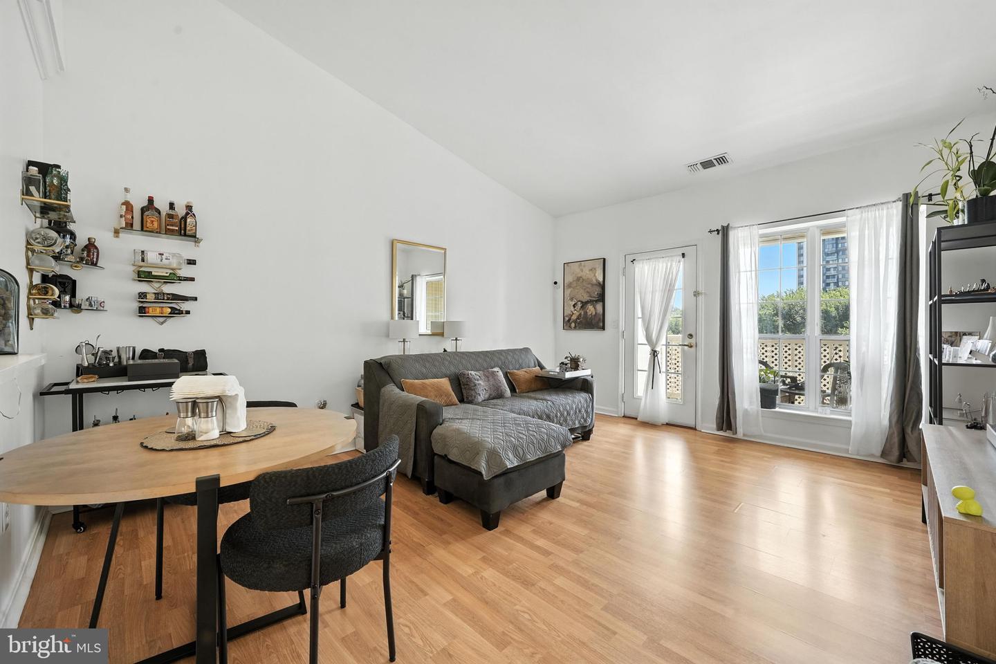 4550 STRUTFIELD LN #2407, ALEXANDRIA, Virginia 22311, 1 Bedroom Bedrooms, ,1 BathroomBathrooms,Residential,For sale,4550 STRUTFIELD LN #2407,VAAX2047336 MLS # VAAX2047336