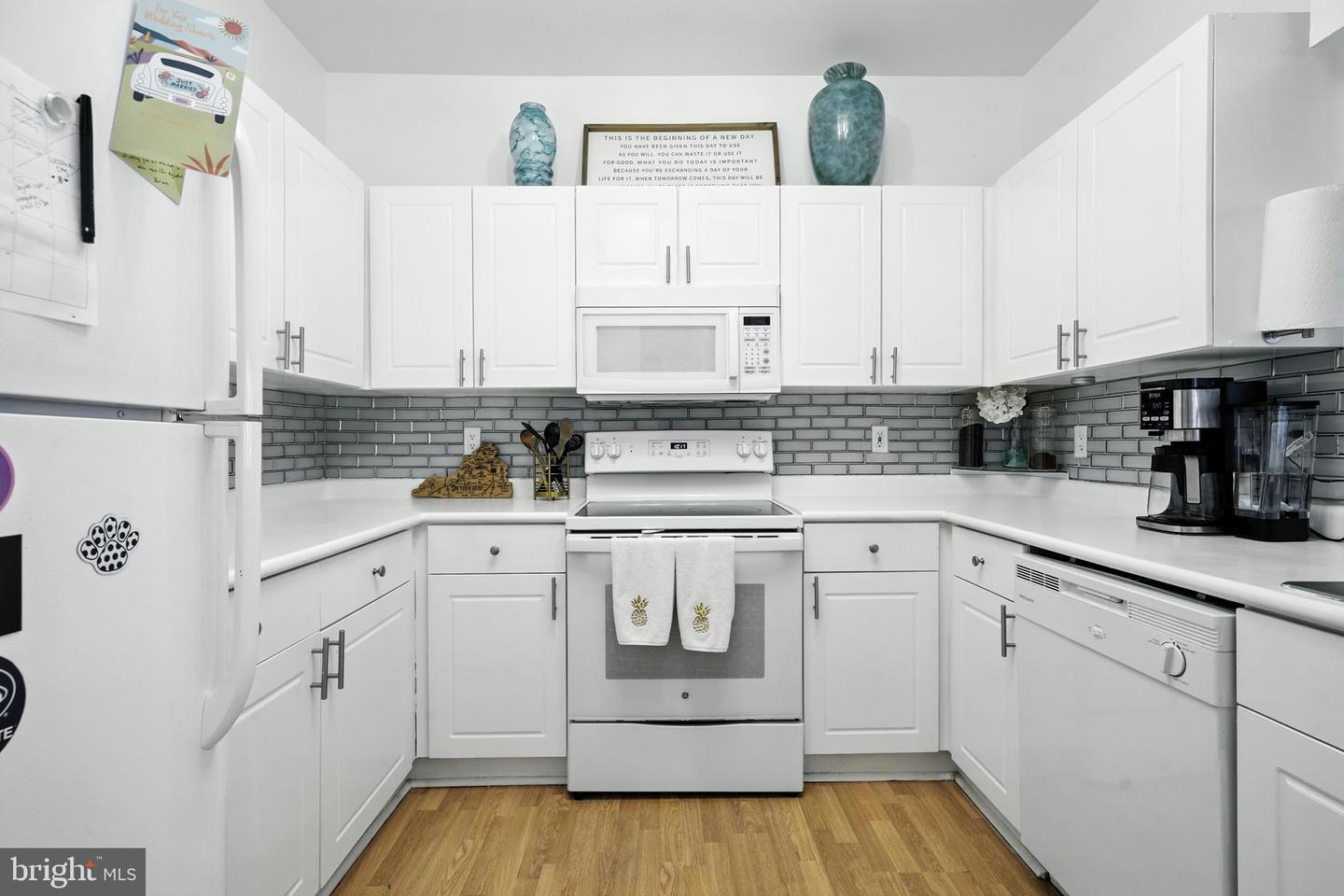 4550 STRUTFIELD LN #2407, ALEXANDRIA, Virginia 22311, 1 Bedroom Bedrooms, ,1 BathroomBathrooms,Residential,For sale,4550 STRUTFIELD LN #2407,VAAX2047336 MLS # VAAX2047336