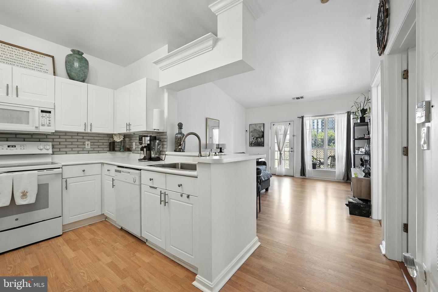 4550 STRUTFIELD LN #2407, ALEXANDRIA, Virginia 22311, 1 Bedroom Bedrooms, ,1 BathroomBathrooms,Residential,For sale,4550 STRUTFIELD LN #2407,VAAX2047336 MLS # VAAX2047336