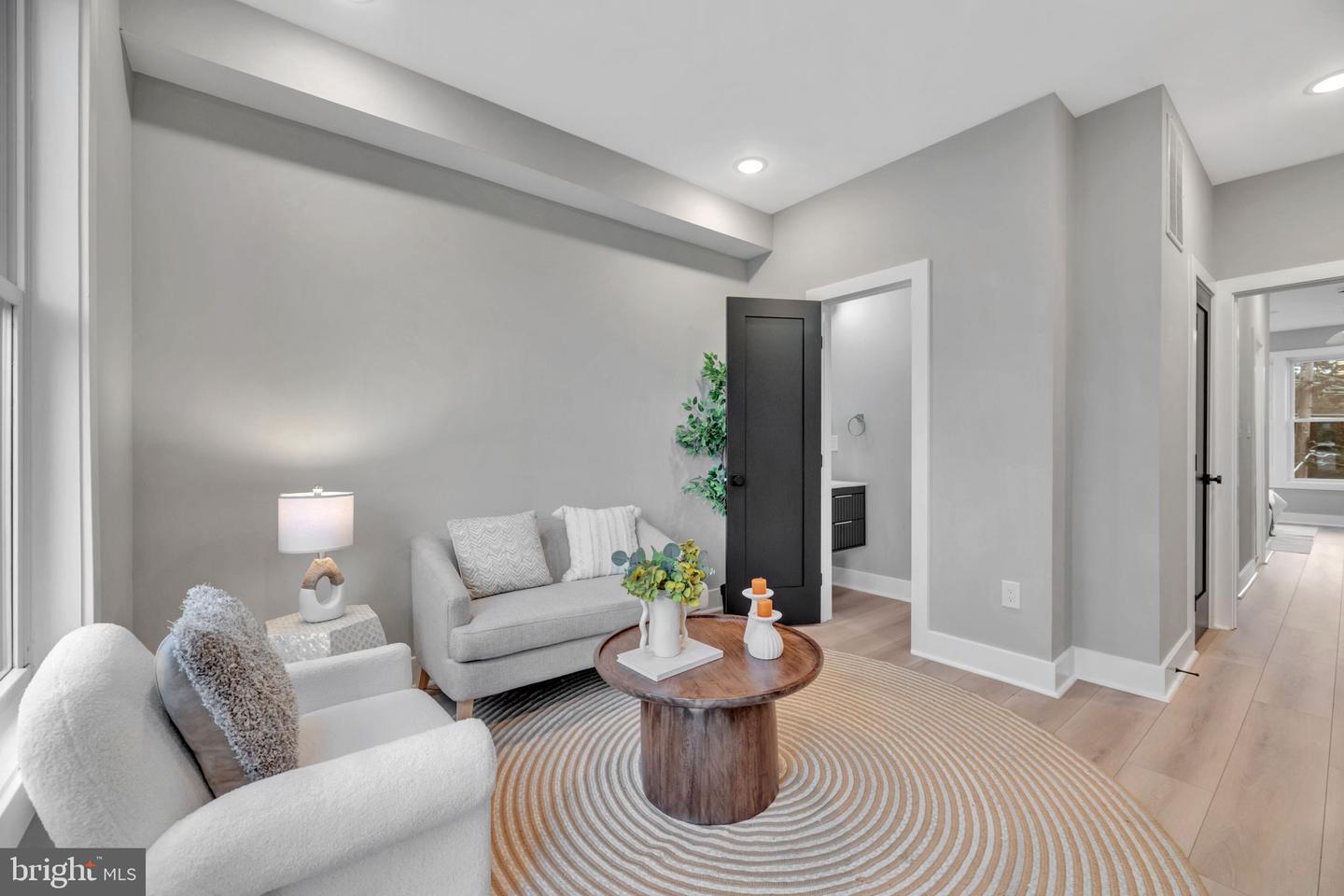 2333 FAIRLAWN AVE SE #1, WASHINGTON, District Of Columbia 20020, 4 Bedrooms Bedrooms, ,4 BathroomsBathrooms,Residential,For sale,2333 FAIRLAWN AVE SE #1,DCDC2209998 MLS # DCDC2209998