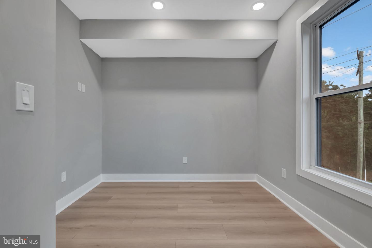2333 FAIRLAWN AVE SE #1, WASHINGTON, District Of Columbia 20020, 4 Bedrooms Bedrooms, ,4 BathroomsBathrooms,Residential,For sale,2333 FAIRLAWN AVE SE #1,DCDC2209998 MLS # DCDC2209998