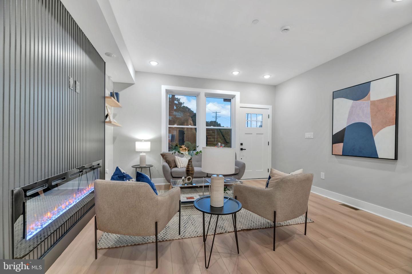 2333 FAIRLAWN AVE SE #1, WASHINGTON, District Of Columbia 20020, 4 Bedrooms Bedrooms, ,4 BathroomsBathrooms,Residential,For sale,2333 FAIRLAWN AVE SE #1,DCDC2209998 MLS # DCDC2209998