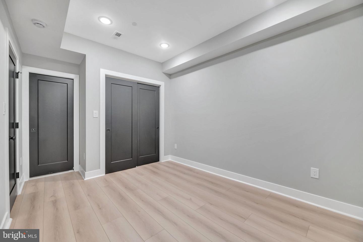 2333 FAIRLAWN AVE SE #1, WASHINGTON, District Of Columbia 20020, 4 Bedrooms Bedrooms, ,4 BathroomsBathrooms,Residential,For sale,2333 FAIRLAWN AVE SE #1,DCDC2209998 MLS # DCDC2209998