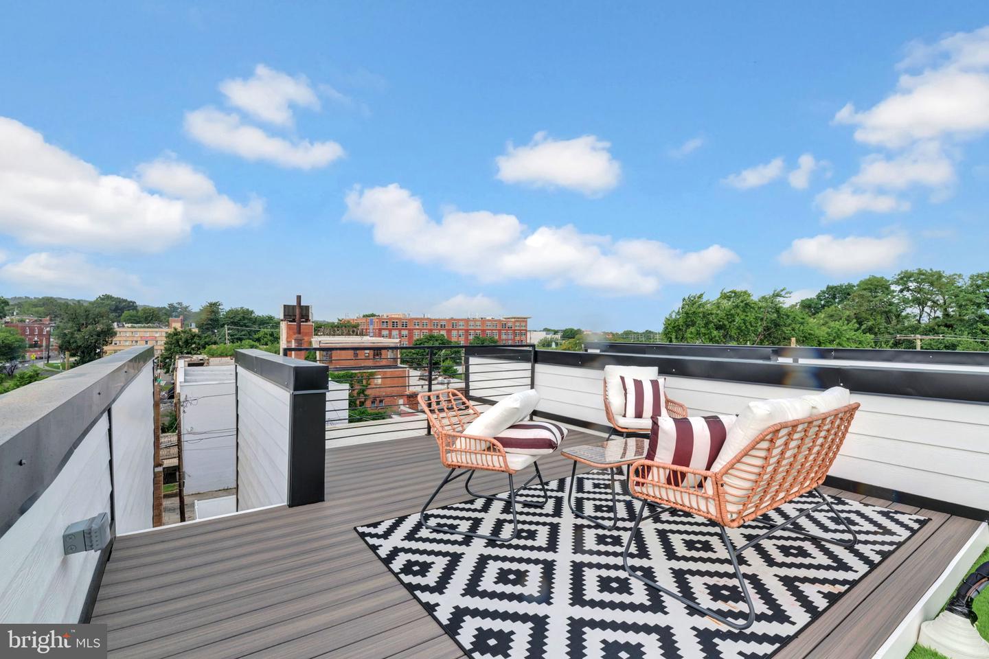 2333 FAIRLAWN AVE SE #1, WASHINGTON, District Of Columbia 20020, 4 Bedrooms Bedrooms, ,4 BathroomsBathrooms,Residential,For sale,2333 FAIRLAWN AVE SE #1,DCDC2209998 MLS # DCDC2209998