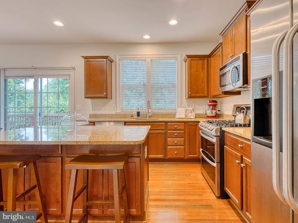3314 BARNETTS CROSSING PL, TRIANGLE, Virginia 22172, 4 Bedrooms Bedrooms, ,3 BathroomsBathrooms,Residential,For sale,3314 BARNETTS CROSSING PL,VAPW2099576 MLS # VAPW2099576